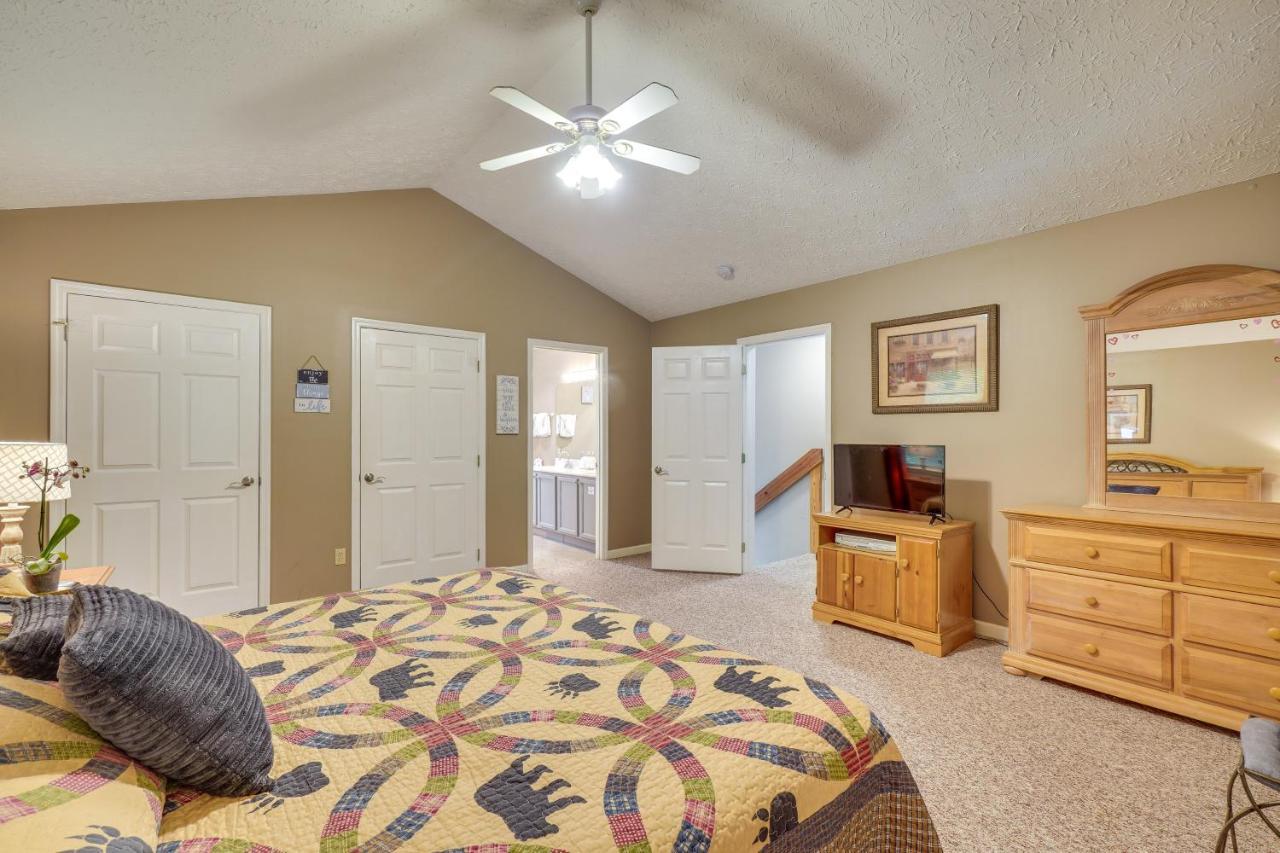 Gatlinburg Vacation Rental Balcony With Hot Tub! エクステリア 写真